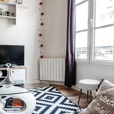 Apartment Beautiful Studio Next To From Notre Dame Cathedral